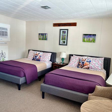Profile Deluxe Motel Twin Mountain Luaran gambar