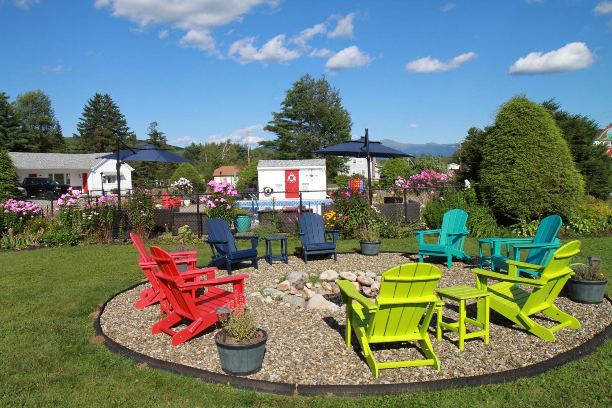Profile Deluxe Motel Twin Mountain Luaran gambar