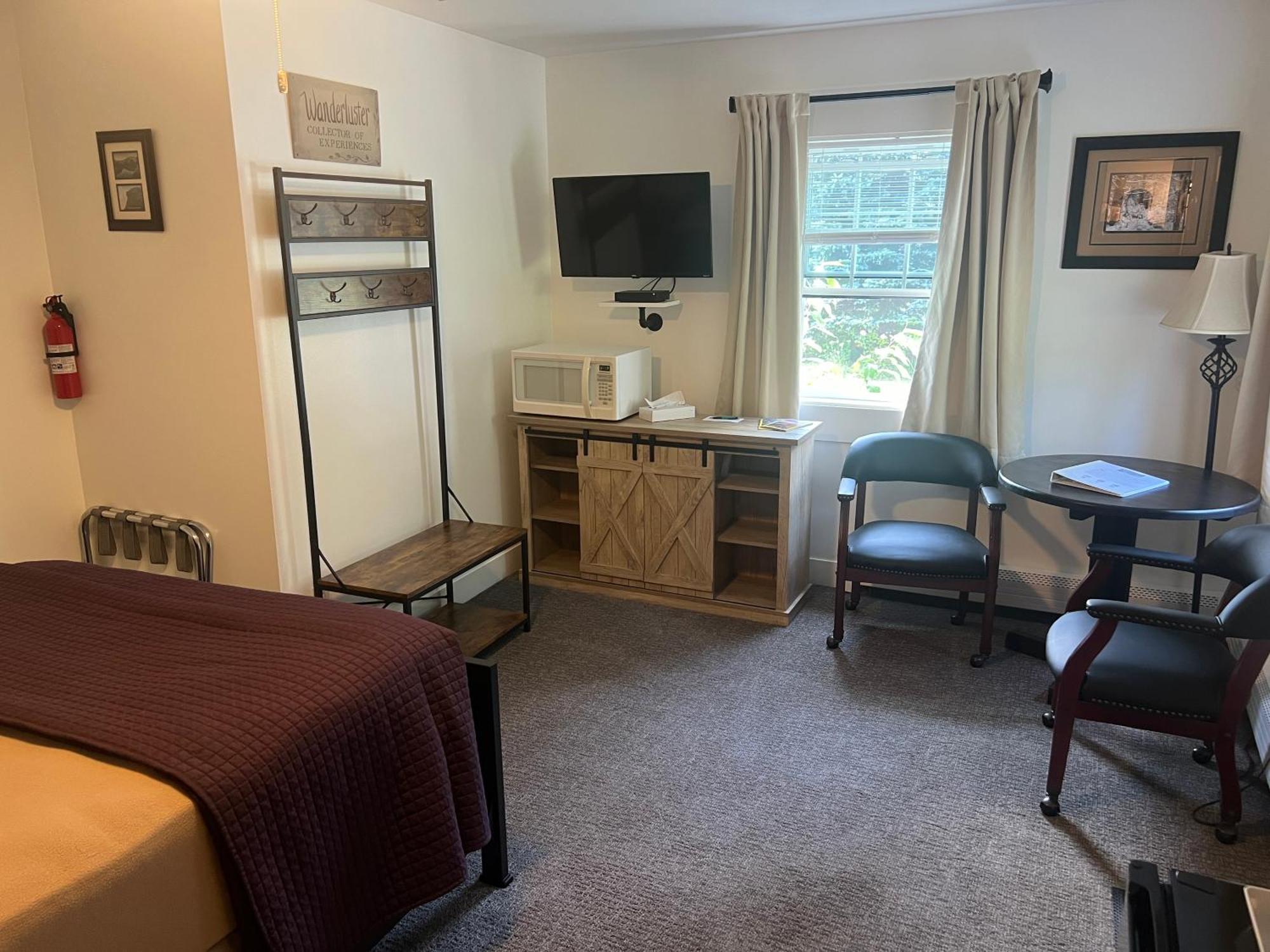 Profile Deluxe Motel Twin Mountain Luaran gambar