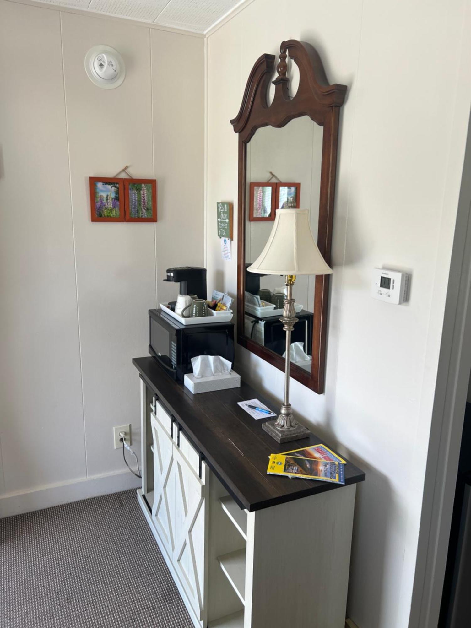 Profile Deluxe Motel Twin Mountain Luaran gambar