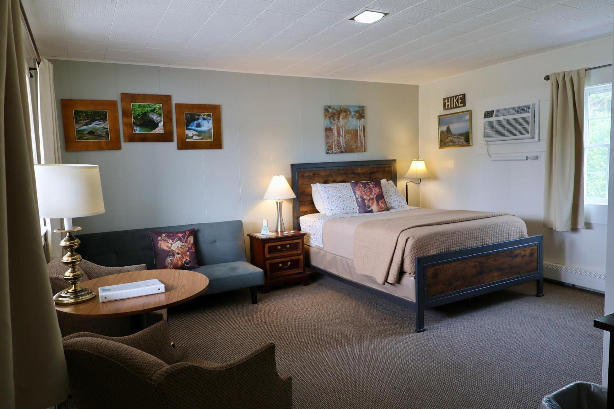 Profile Deluxe Motel Twin Mountain Luaran gambar