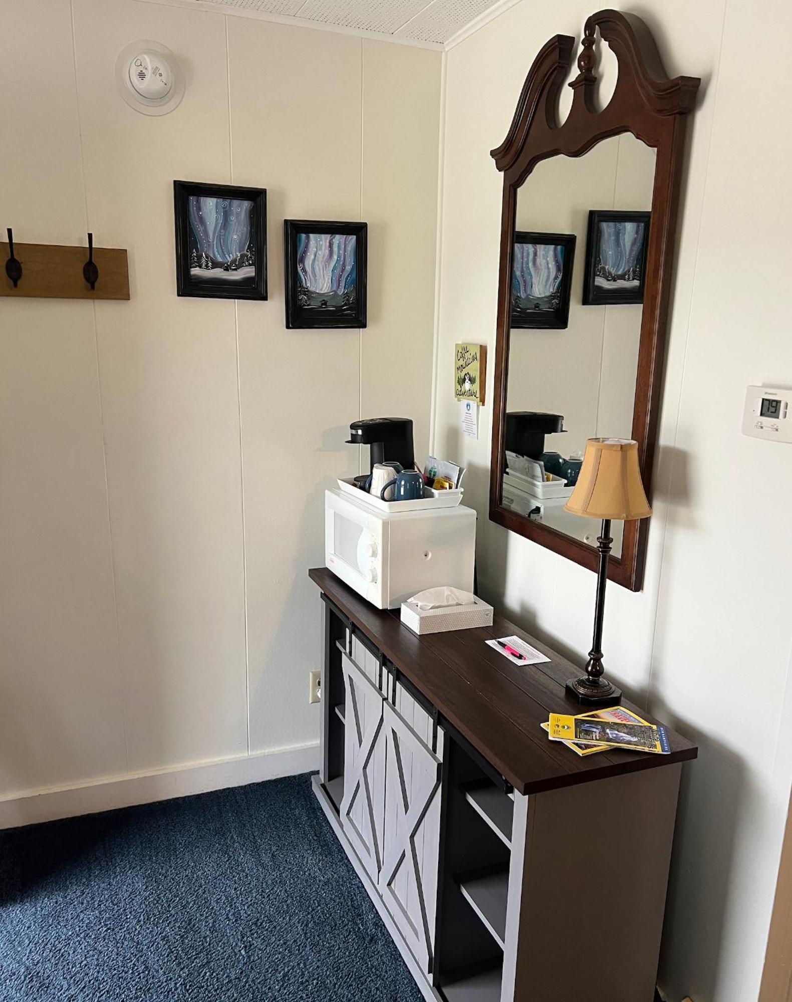 Profile Deluxe Motel Twin Mountain Luaran gambar